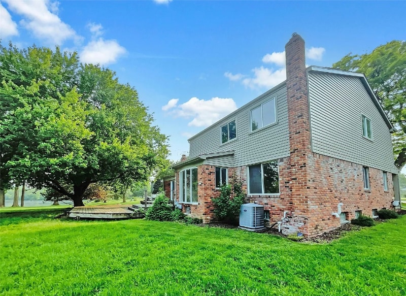Building Photo - 893 Dartmouth Dr