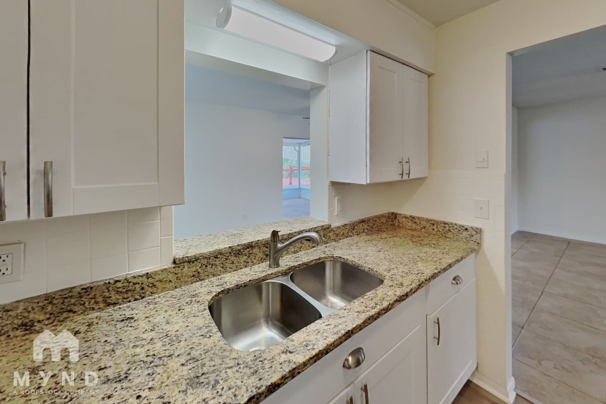 Building Photo - 12431 Brookside St