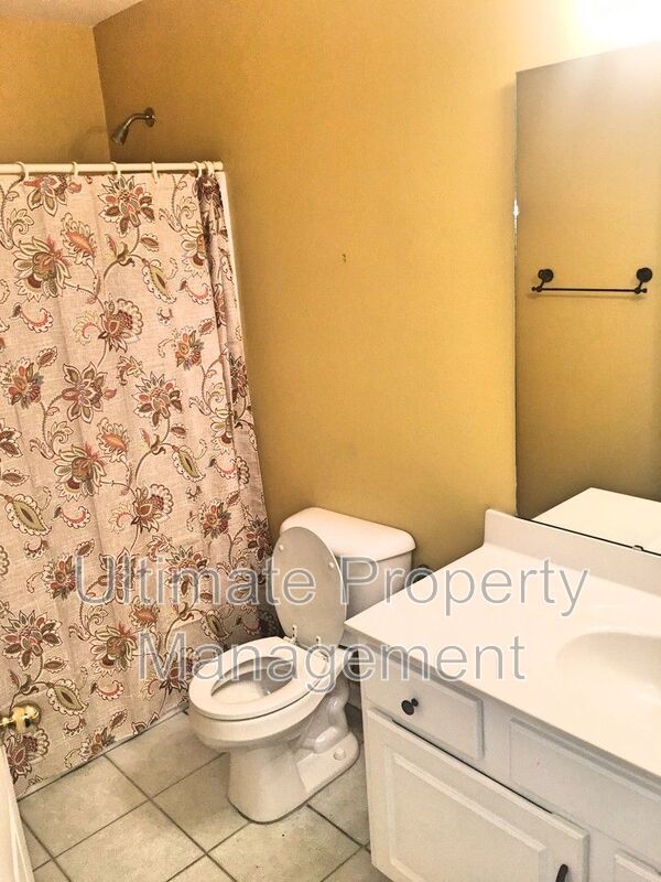 Building Photo - 105 Southern Magnolia Ct