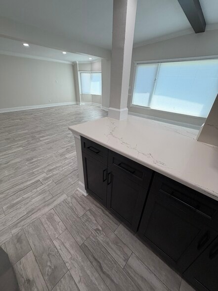 Building Photo - 268 2nd St