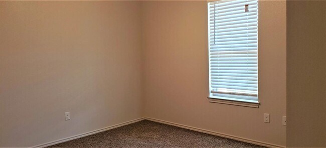 Building Photo - Cooper ISD- Luxury Duplex in Southwest Lub...