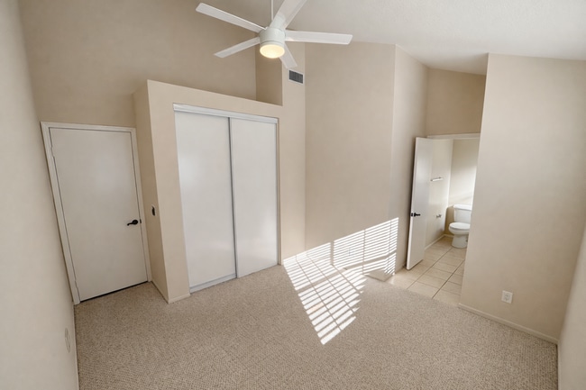 Building Photo - Dual-Suite Condo with Direct-Access Garage & Prime Location