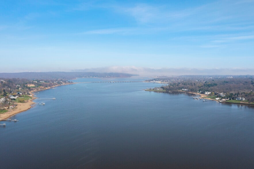 Building Photo - 37 Waverly Pl