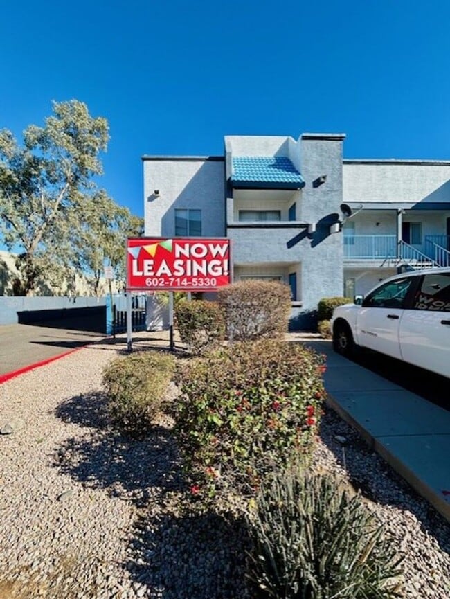 Interior Photo - Buenas Paradise Valley Apartments