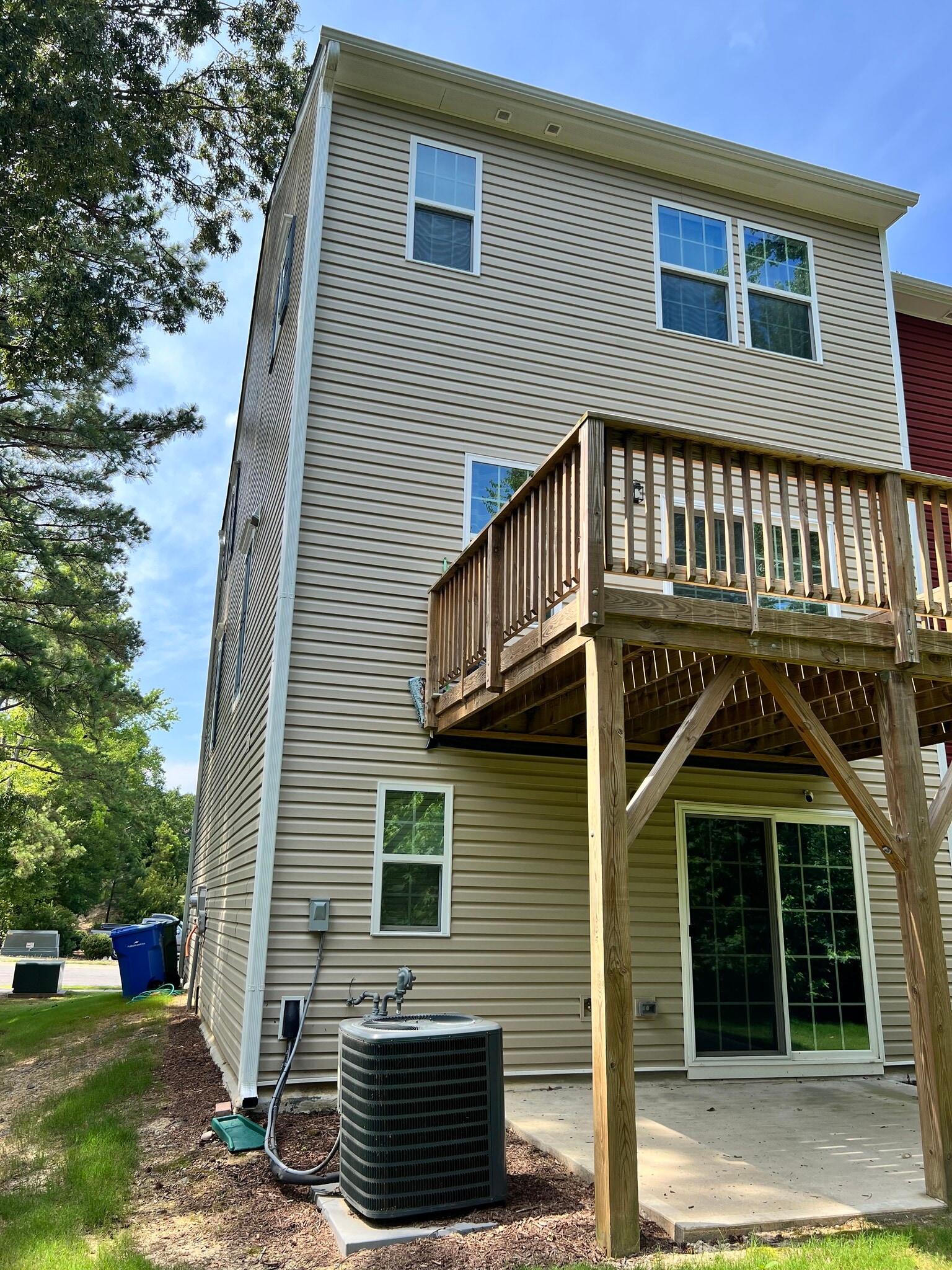Back view of Townhouse - 382 Cotton Brook Dr