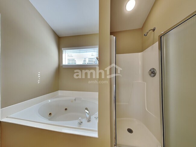 Building Photo - 4070 Gunsmith Ct