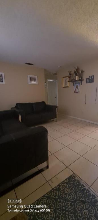 Building Photo - 2760 Belle Haven Dr