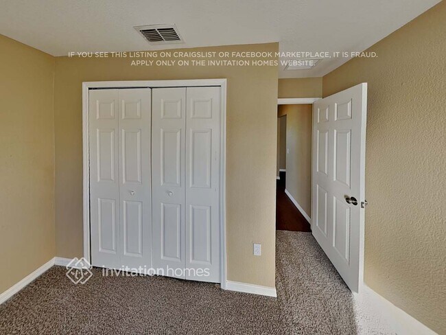 Building Photo - 599 Koala Dr