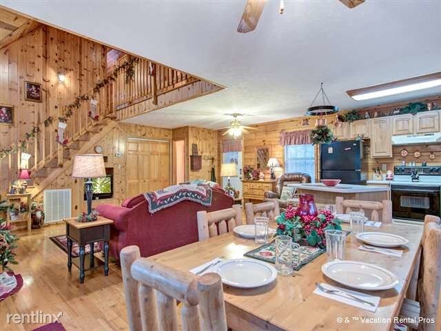 Building Photo - 1623 Raccoon Den Way