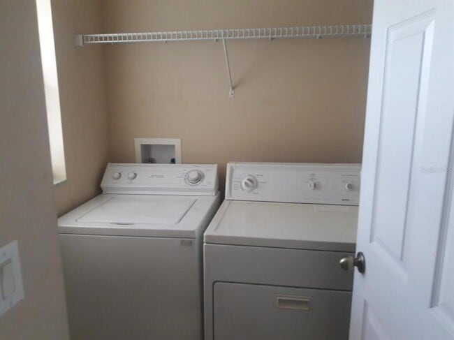 Building Photo - 5401 Caramella Dr