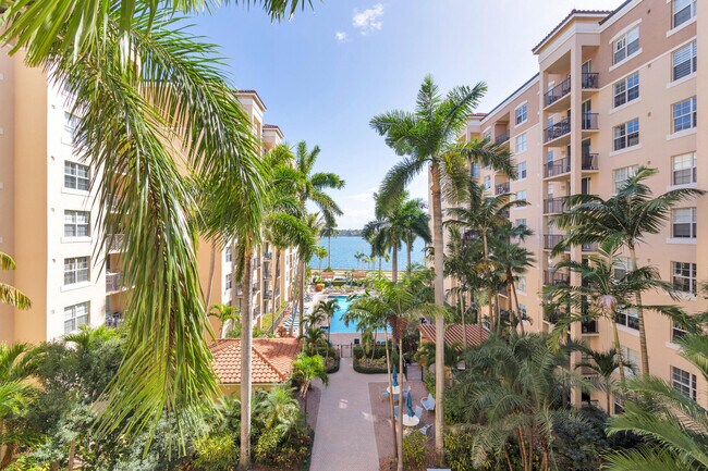 Building Photo - 1801 N Flagler Dr