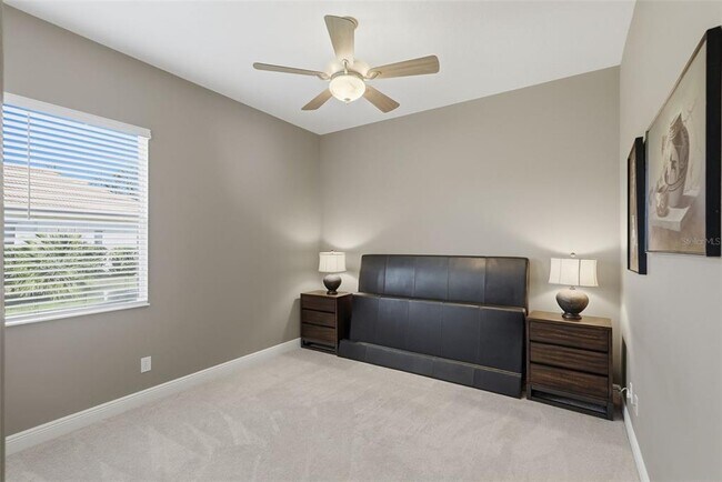 Building Photo - 14716 4th Dr NE