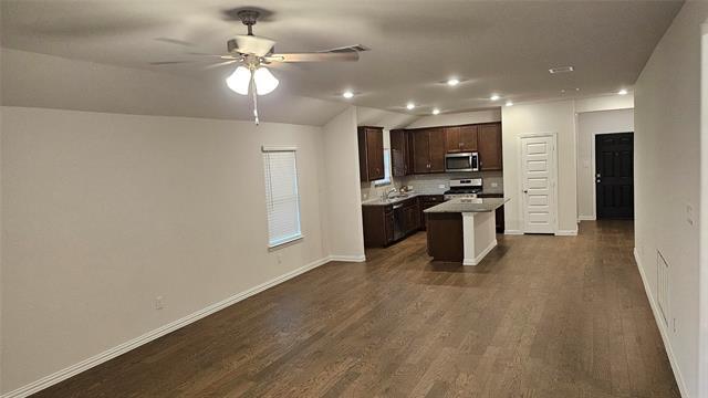 Building Photo - 5005 Vly Frg Dr