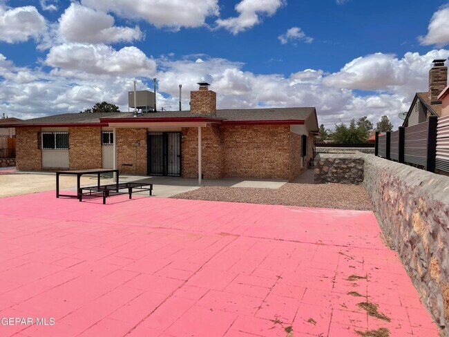 Building Photo - 10604 Fieldrock Ct