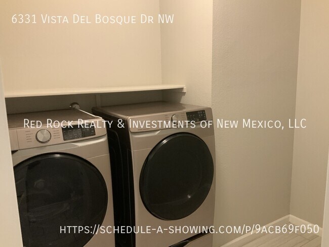 Building Photo - 6331 Vista del Bosque Dr