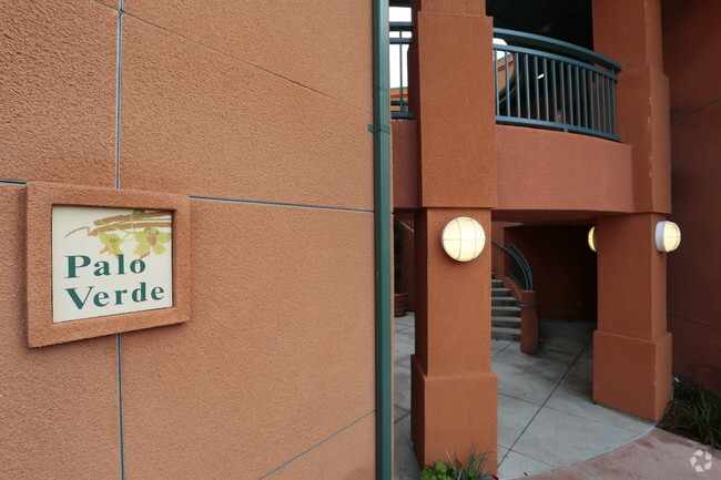 Building Photo - Palo Verde