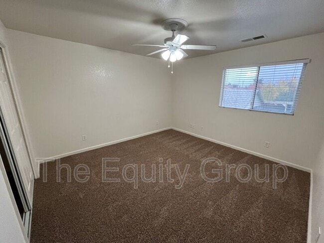 Building Photo - 3902 W Meadow Ave