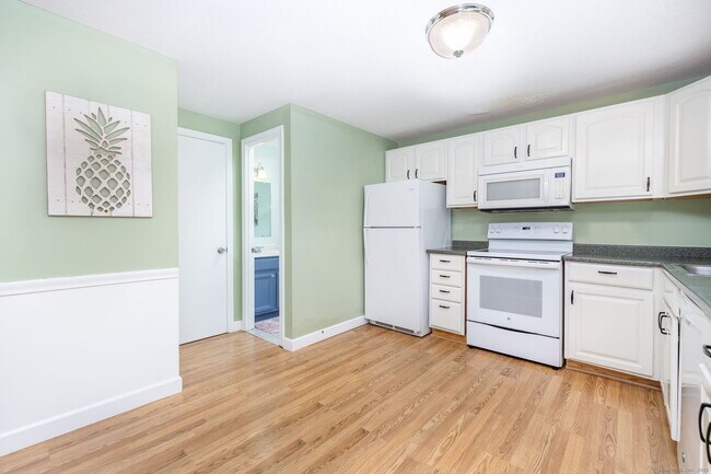 Building Photo - 11 Brandywine Ln
