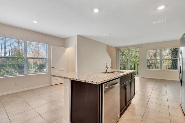 Building Photo - 35 Vista Oaks Ln