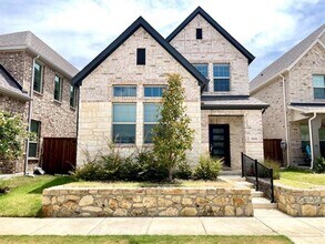 Building Photo - 2624 Wellington Ln