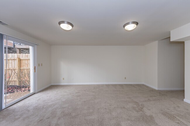 Floorplan - Indian Creek Apartments and Townhomes