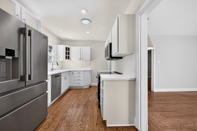 Building Photo - 2907 Eccleston Ave