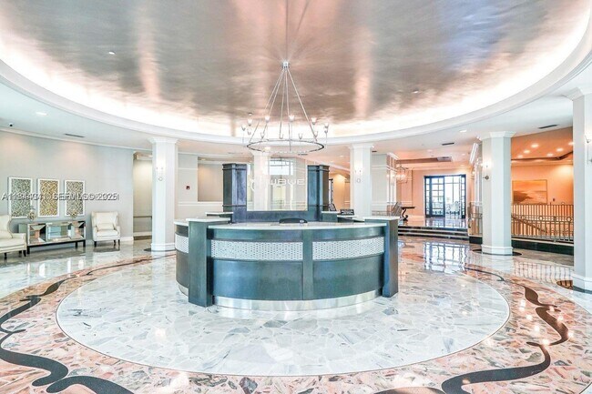 Building Photo - 2501 S Ocean Dr