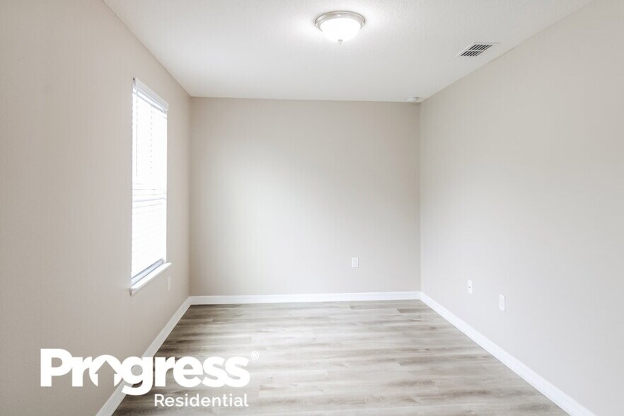 Building Photo - 9350 Caracara Drive