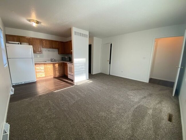Building Photo - $1,500 | 3 Bedroom, 1 Bathroom Duplex | NO PETS | Available for an August 1st, 2026 Move In!