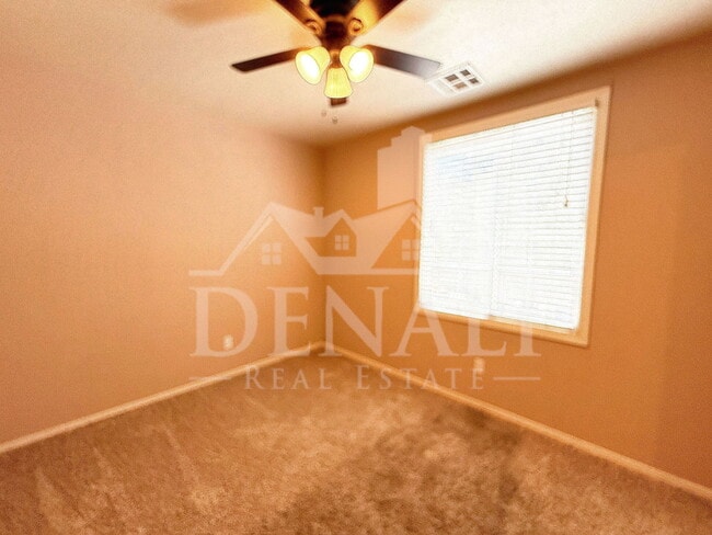 Building Photo - 4272 E Jasper Dr