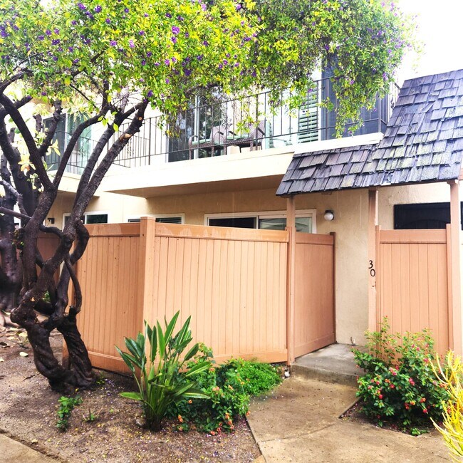 Building Photo - 138 S Bryn Mawr St