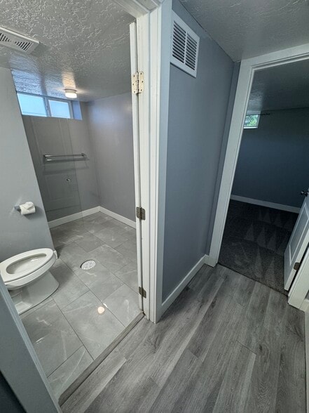Building Photo - 4206 W Annapolis Dr