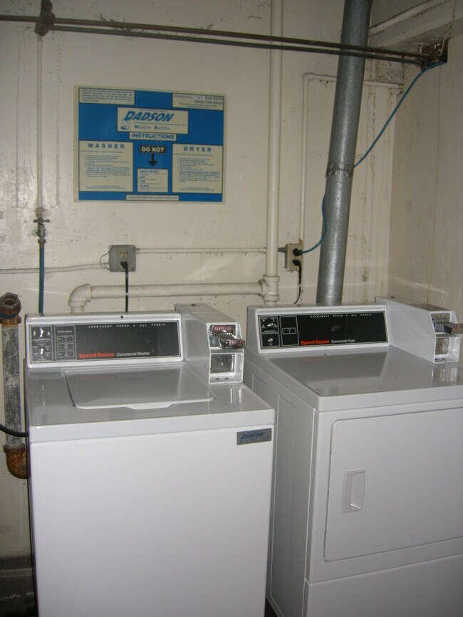 Full sized Washer and Dryer in the Garage for when you have large loads - 931 Euclid St