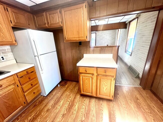 Building Photo - 1501 Merchant St