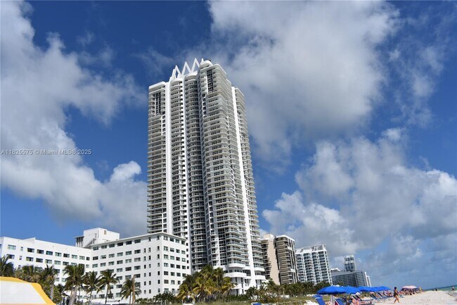 Primary Photo - 6365 Collins Ave