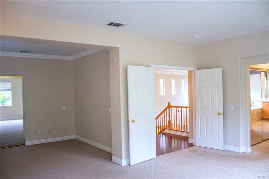 Building Photo - 4469 Torrey Pines Dr