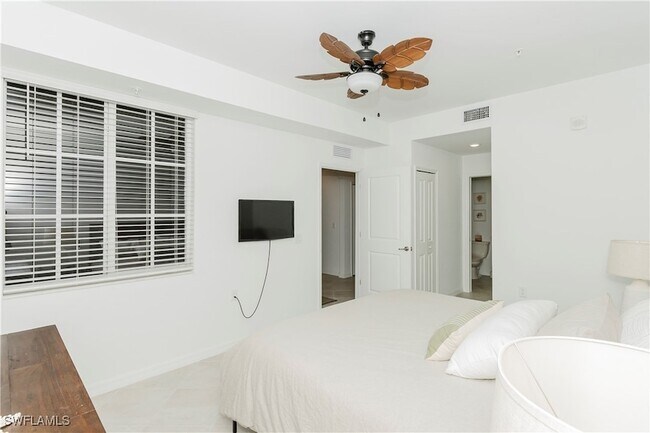 Building Photo - 5651 Double Eagle Cir