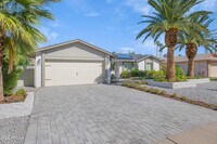 Building Photo - 5802 E Gelding Dr