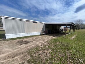 Building Photo - 2-Bedroom, 2-Bath Mobile Home