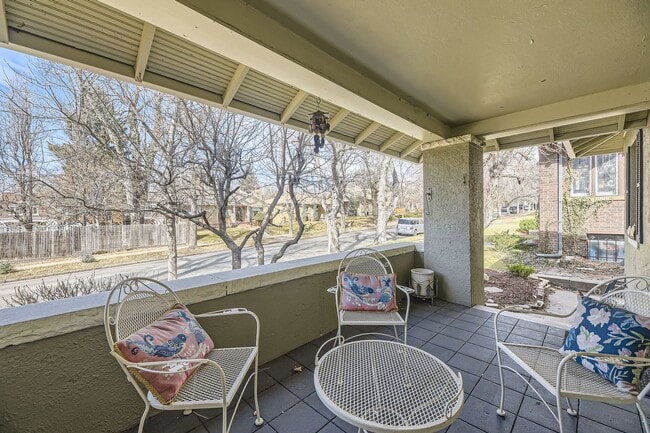 Building Photo - 3 BDR Oasis near Denver Botanic Gardens