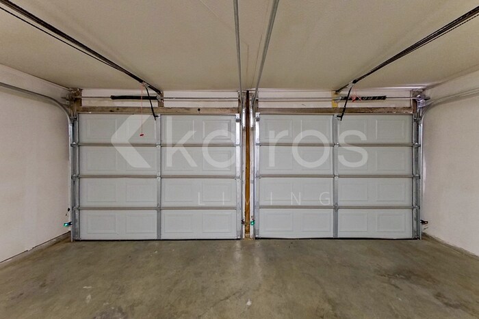 Building Photo - 5212 S Milam St