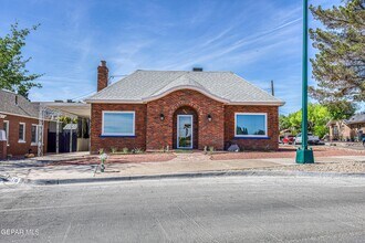 Building Photo - 715 E Robinson Ave