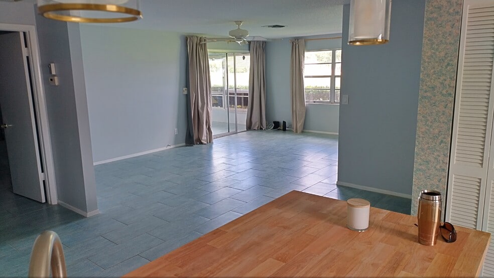 Building Photo - 3815 Teeside Dr