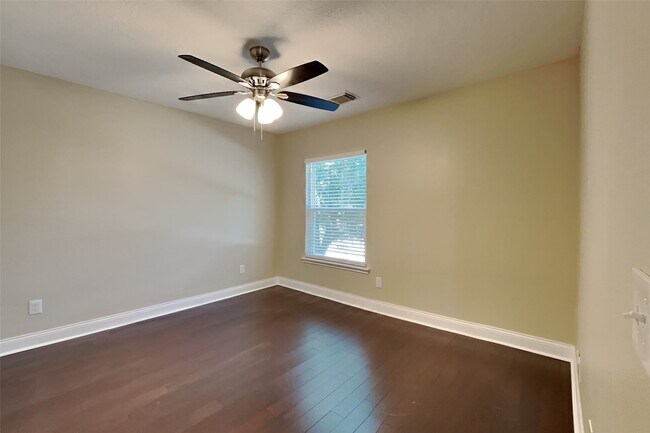 Building Photo - 19402 Kacey Ln Ct