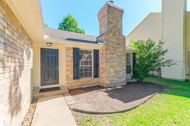 Building Photo - 12326 Flaxen Dr