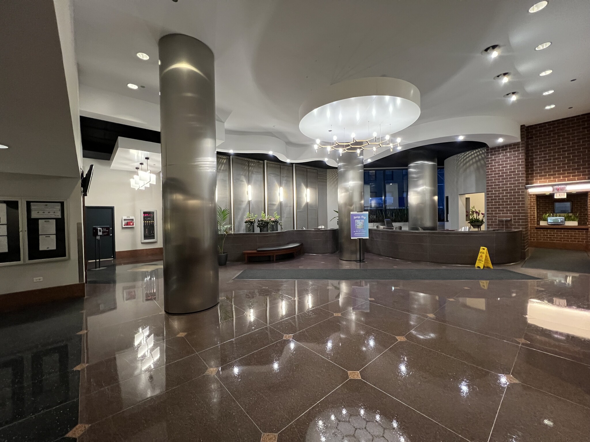 Building Photo - 3660 N Lake Shore Dr