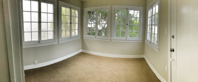 office/bonus room - 942 20th St