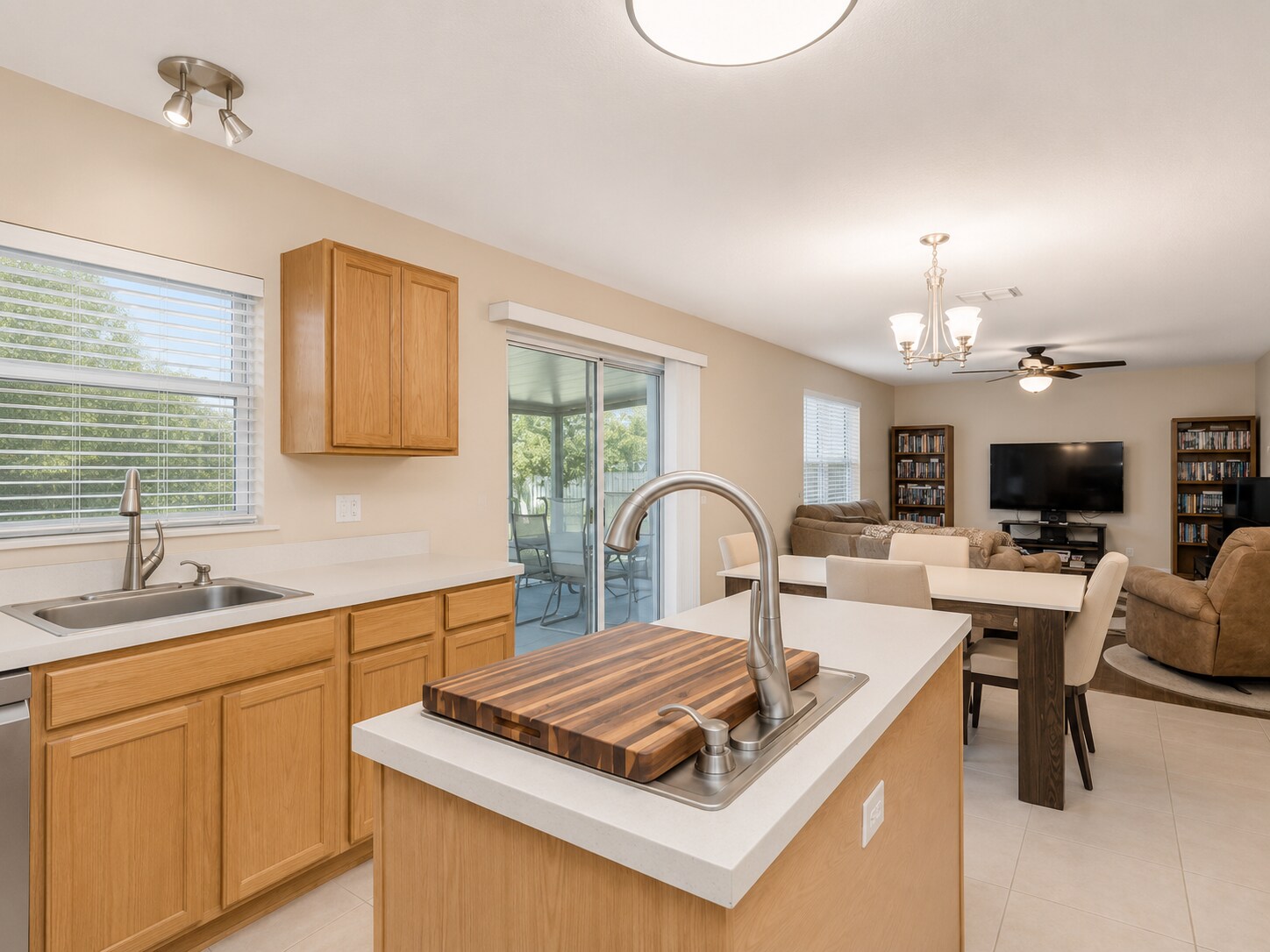 Building Photo - 3371 Hickory Leaf Ct