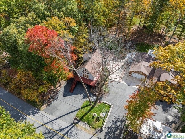 Building Photo - 273 Four Seasons Dr