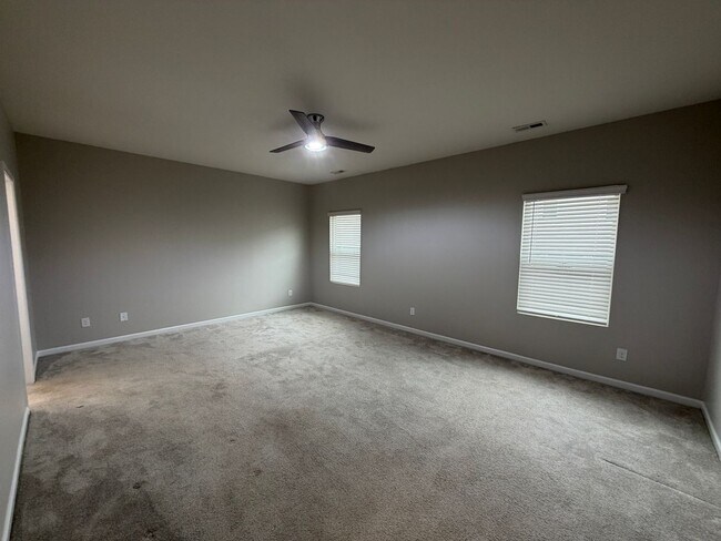 Building Photo - Troutman Area - 3 BR / 2 BA + Garage